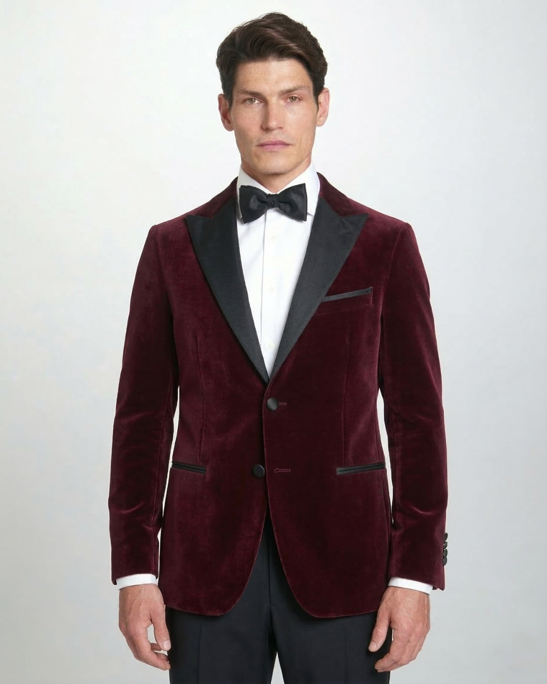 Burgunderrotes Abend-Sakko aus Samt in Tailored Fit mit steigendem Revers